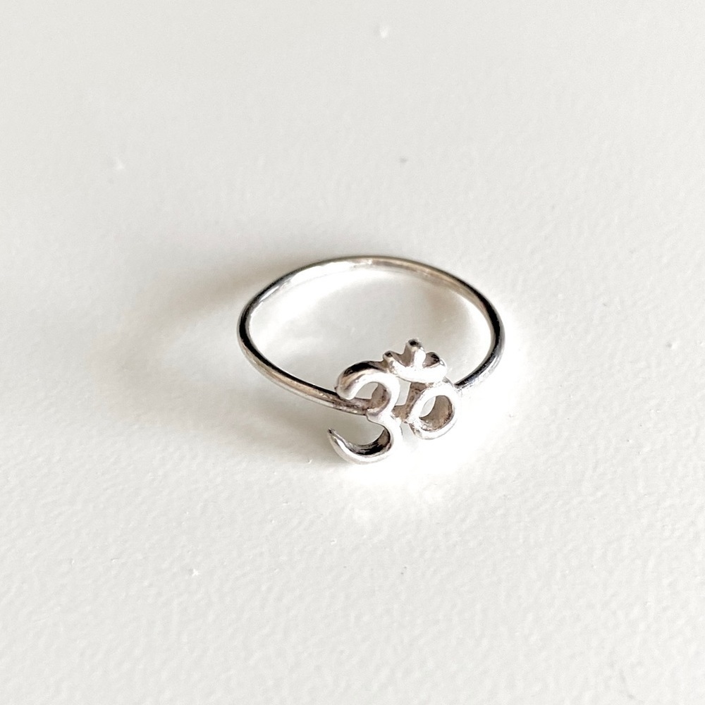 sterling silver om ring
